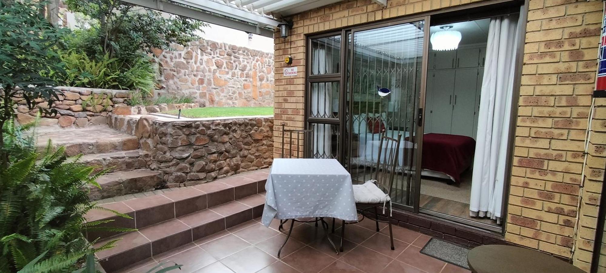 Mountain Gem Bed & Breakfast Bloemfontein Exterior photo